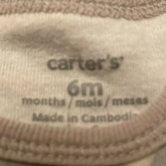 5 Carter’s long sleeve bodysuits - Picture 2 of 5